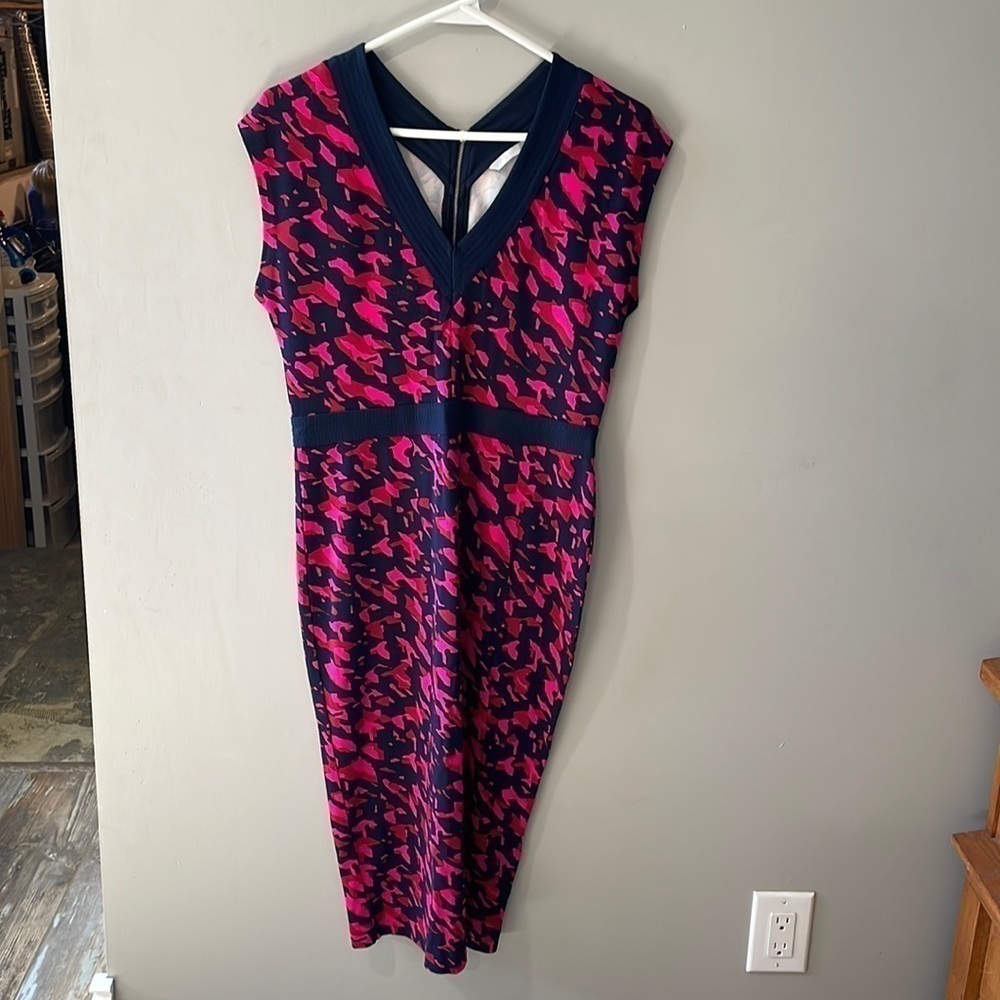H&M Just Under the Knee Length V-neck Dress
